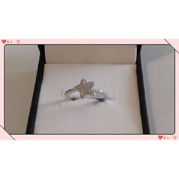 Twinkle Twinkle Little Star .42 Ct. Genuine Diamond Star Cluster Ring #8 - Picture 1 of 3